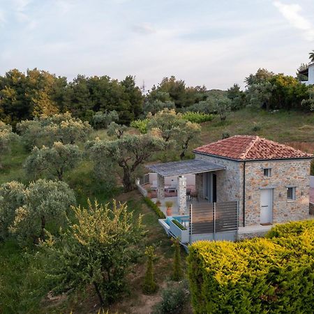 Stone Build Suite With Private Pool Kolios Buitenkant foto