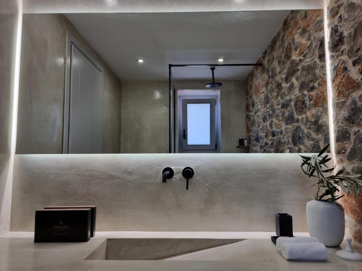 Stone Build Suite With Private Pool Kolios Buitenkant foto